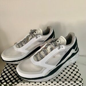 Adidas Stella McCartney Earthlight Women Sz 9.5 NWB